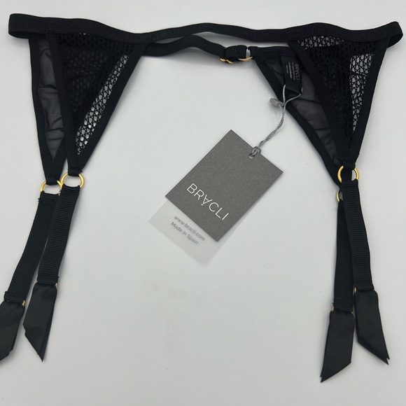 Bracli Luxury Halter Bra (large),Garter Belt (small) Set.  Lace, Sheer, & Fishne - Picture 5 of 5